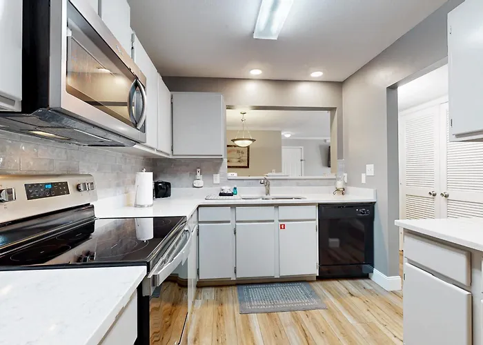 Apartment Colony Club C1